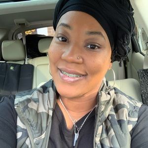 Meet your Posher, Keshia